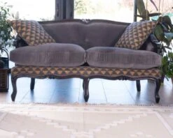 Banquette Néo-classique 2 Personnes Tissu Et Bois Massif "Legacy"