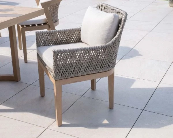 Chaise D'extérieur Confortable Tressée En Teck Et Textile Chiné "Porticcio"