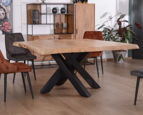 Table Carrée 150x150 Cm Acacia Naturel Massif Et Métal Noir "Baillif" – Image 2