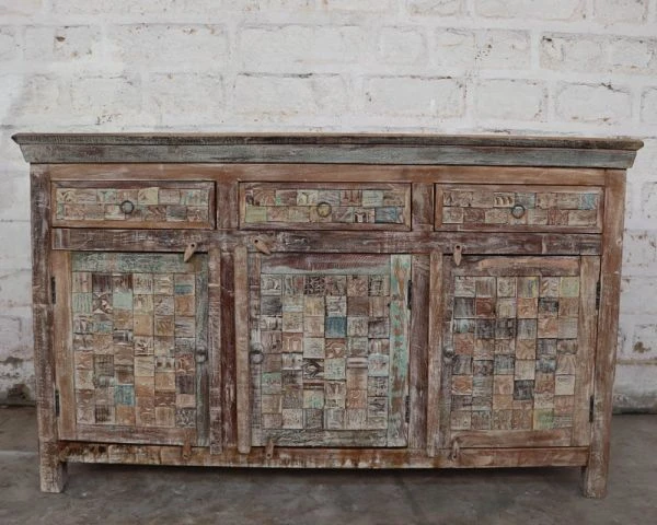 Buffet Indien En Bois Massif 3 Portes Et 3 Tiroirs Sculptés "Utopia"