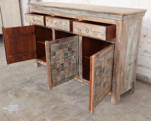 Buffet Indien En Bois Massif 3 Portes Et 3 Tiroirs Sculptés "Utopia" – Image 5