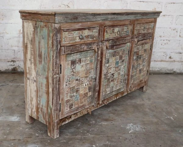 Buffet Indien En Bois Massif 3 Portes Et 3 Tiroirs Sculptés "Utopia" – Image 9