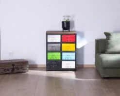 Chiffonnier 8 Tiroirs En Métal Et Bois Recyclé Collection "Népalaise"