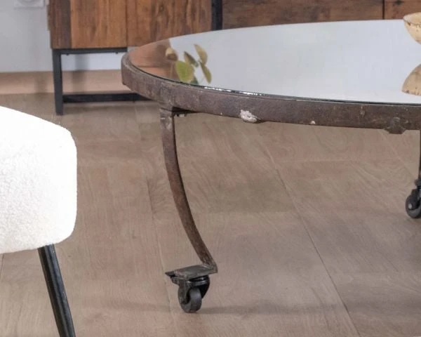 Table Basse Ronde En Bois Recyclé Et Plateau Verre Avec Pieds Métal "Népalaise" – Image 2