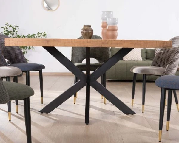 Table De Repas Carrée 140cm Acacia Finition Chevrons Pieds Métal Noir Croisés "Géonidum" – Image 6