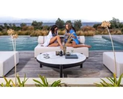 Table Basse Ronde En Céramique Et Aluminium, Diam. 126 "Sokha Beach"