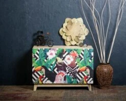 Meuble De Rangement Design Tropical "Pop Vintage" En Bois Massif