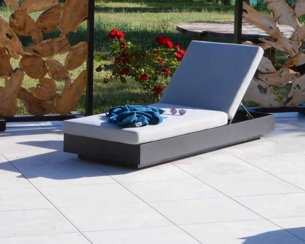 Bain De Soleil Aluminium Et Tissu Gris Clair 1 Place "Lisboa"