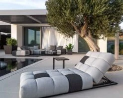 Bain De Soleil En Tissu Sunbrella Gris Clair Et Foncé "Lazy Beach"